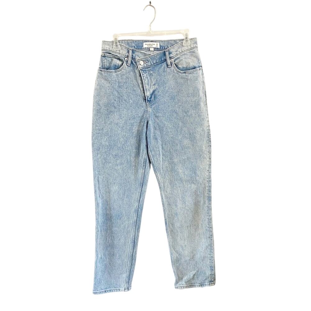Abercrombie Curve Love Ultra High Rise 90s Straight Jeans 29/8R